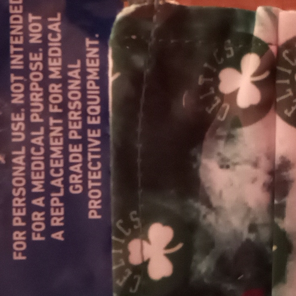 NBA PLEATED FACE COVER BOSTON CELTICS - Picture 4 of 4